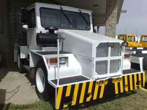 MB4 Aircraft Tug